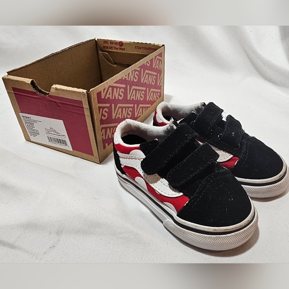 Vans Old Skool V Kids Shoes - Picture 1 of 4